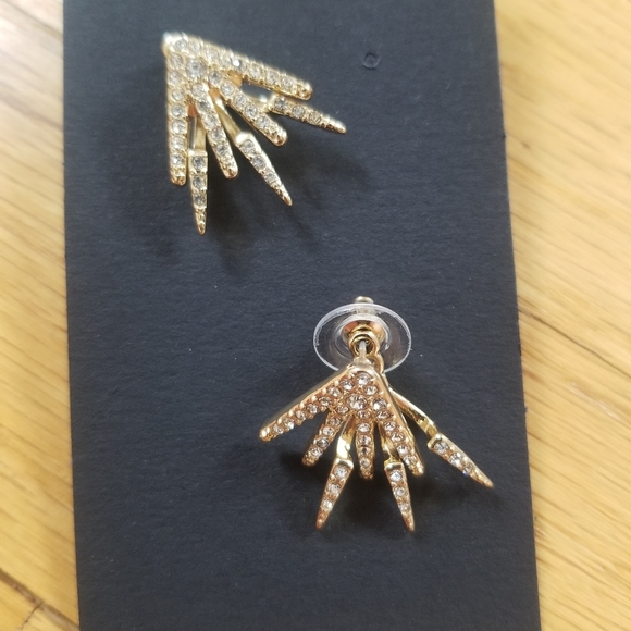 Brand New - Pave Jacket Stud Earrings Gold Tone - Picture 5 of 7